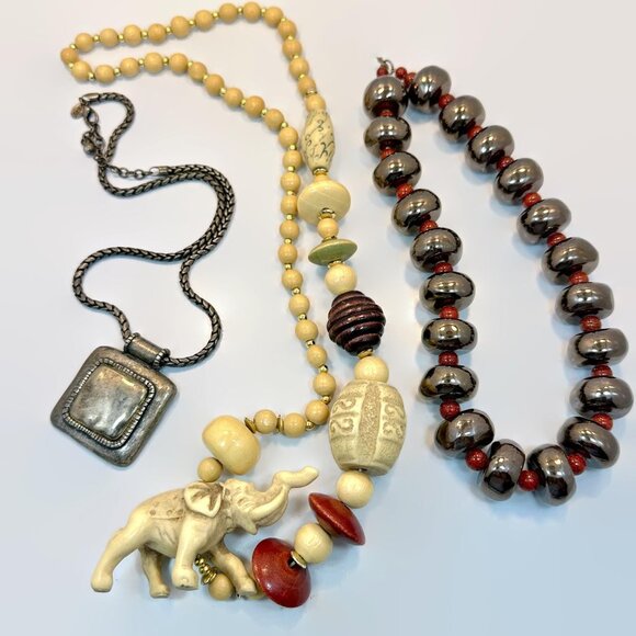 Vintage Boho Necklace Lot: Bohemian Ethnic Elephant Chicos Chunky Wood Silver - Picture 7 of 7